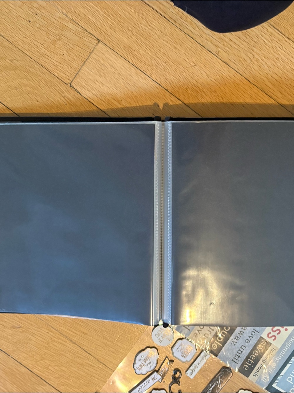 New! 3 Scrapbooks with wedding stickers and 1 black frame included! - Picture 9 of 14